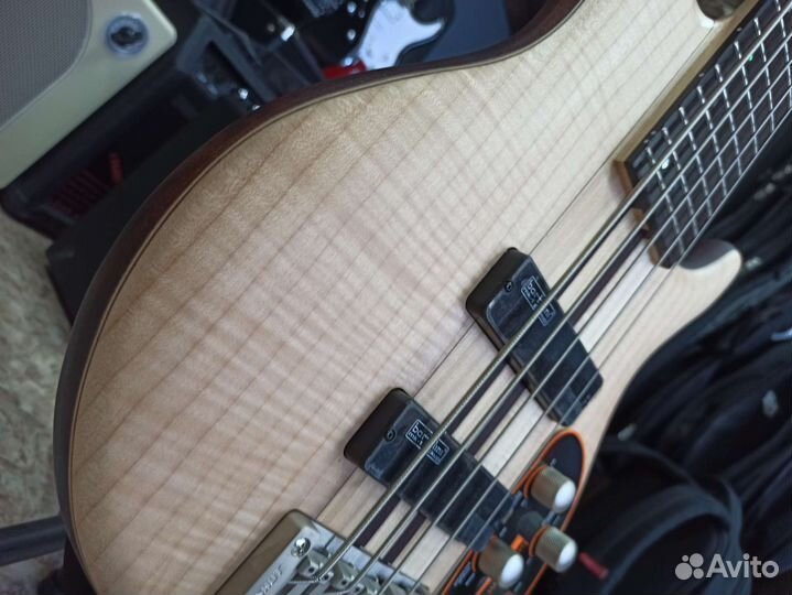 Бас-гитара 5-струнная, Cort