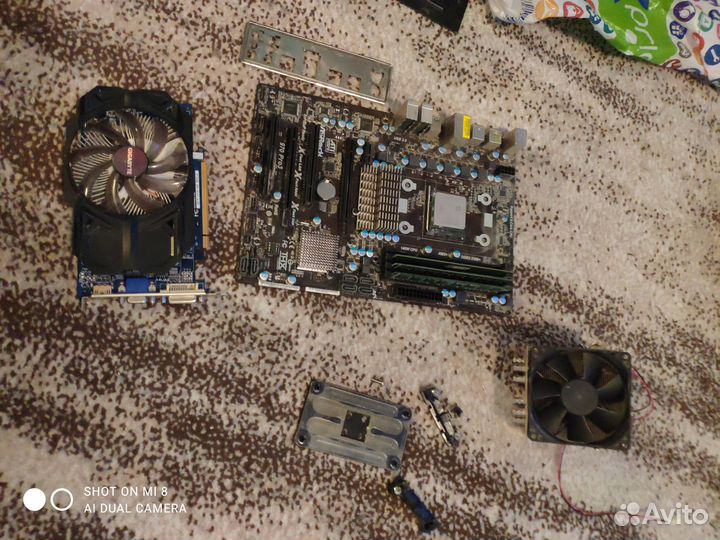 Материнская плата в сборе