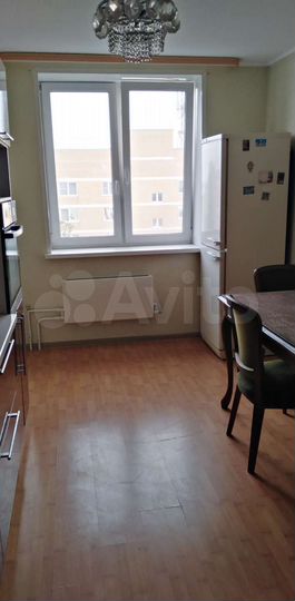 1-к. квартира, 43 м², 9/9 эт.