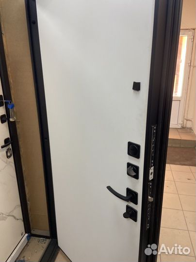 Дверь входная