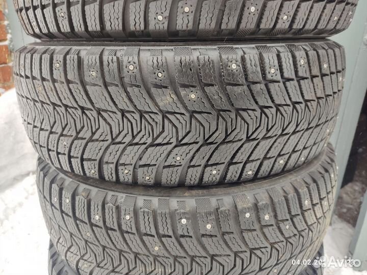 Michelin X-Ice North 3 215/60 R17 100T