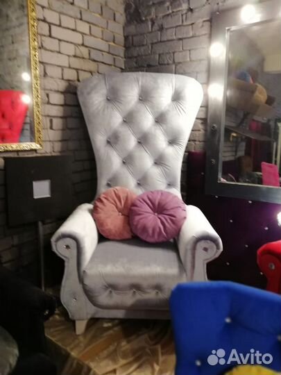 Педикюрное кресло трон