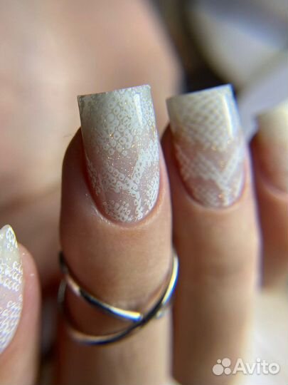 Нужна модель на маникюр с покрытием