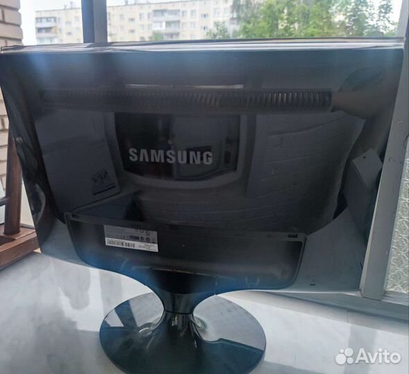 Монитор Samsung 22 дюйма