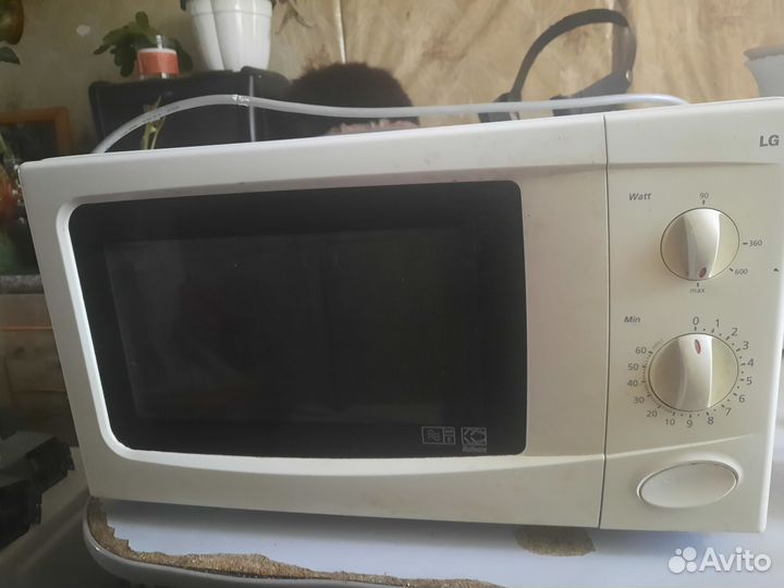 Микроволновая печь lg