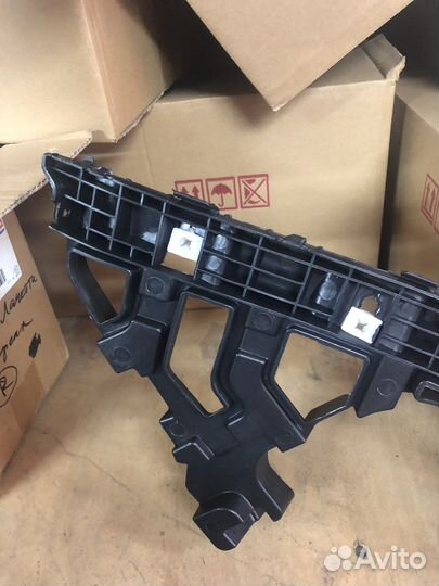 Кронштейн бампера задн левый Kia Optima 4, 16-20