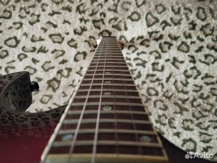 Электрогитара Ibanez RG180 Red Sunburst