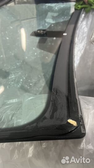 Лоьовое стекло BMW 4G22