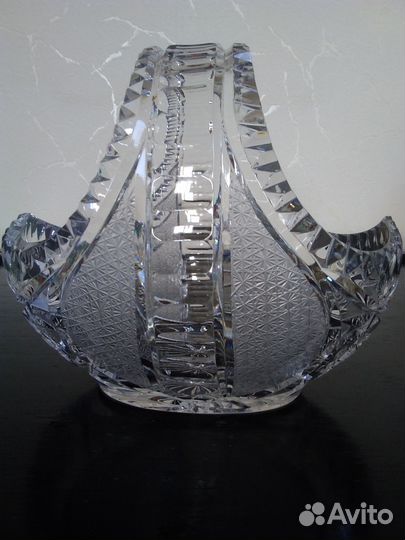 Хрустальная ваза корзина,Чехословакия,новая,изссср