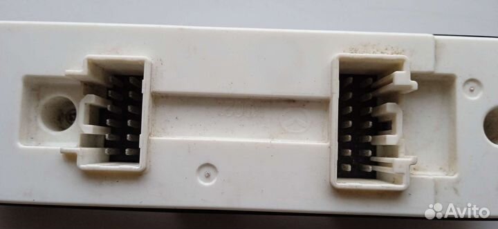 Блок управления стеклоподъемниками Mazda 3 (BL) II