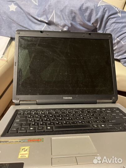 Ноутбук toshiba