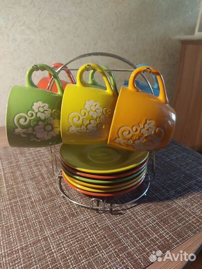 Чашки с блюдцаии