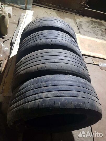 Continental ContiPremiumContact 5 215/55 R17