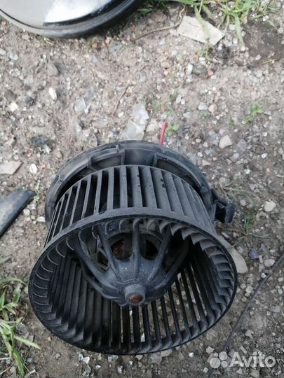 Вентилятор печки Рено Логан Меган Ларгус и др