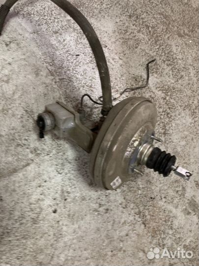 Вакуум тормозной в сборе на калину