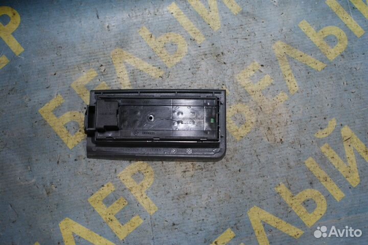 Блок управления стеклоподъемниками audi A6 C5