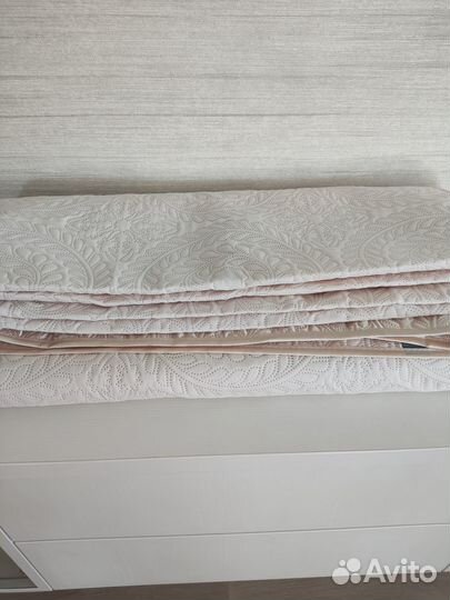 Покрывало на кровать 240*260