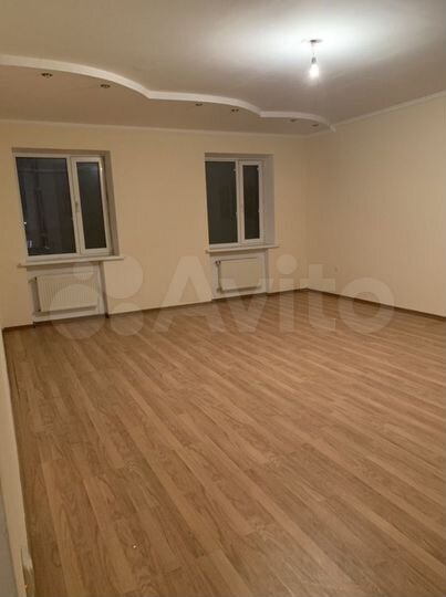 4-к. квартира, 138 м², 2/5 эт.