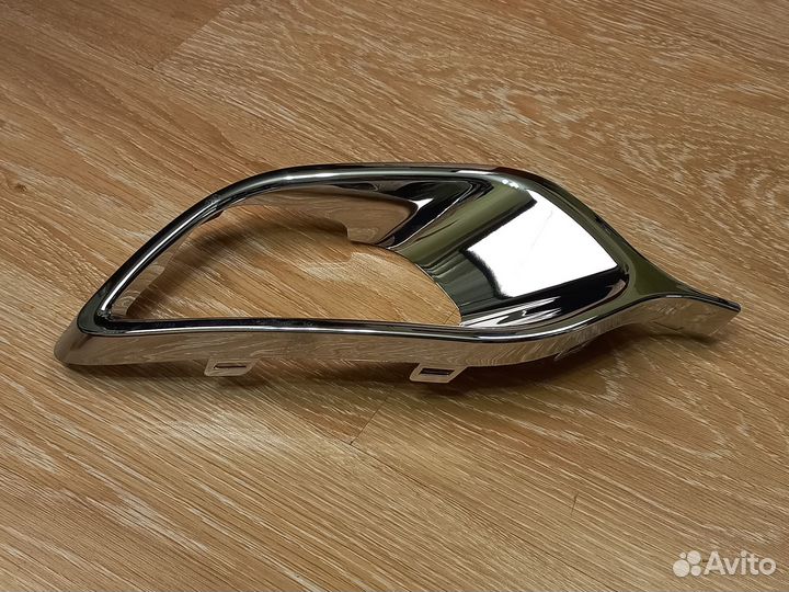 Накладка оправы туманки Renault Logan 2014- хром