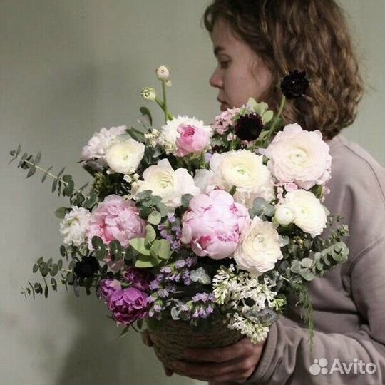 Пионы белые доставка