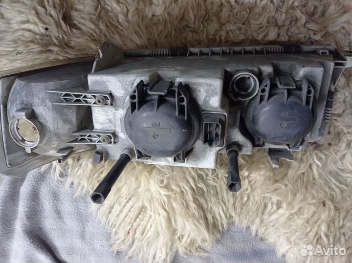 Фара ваз 2110