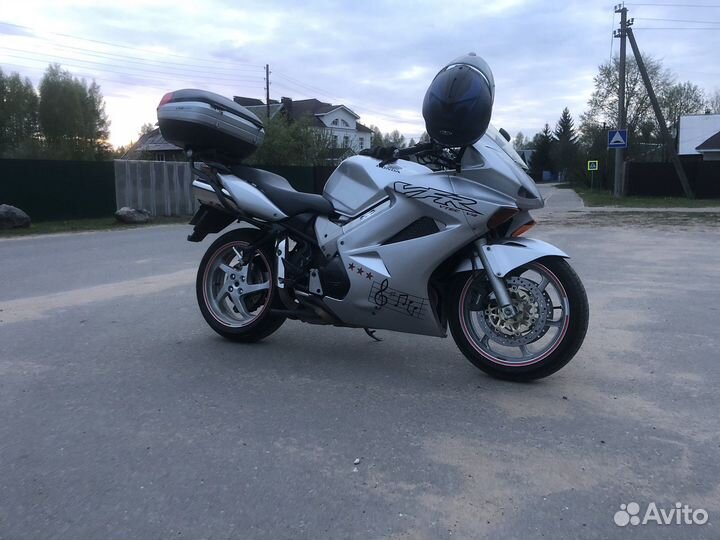 Honda vfr800