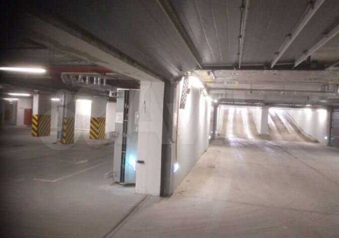 Машиноместо, 28 м²