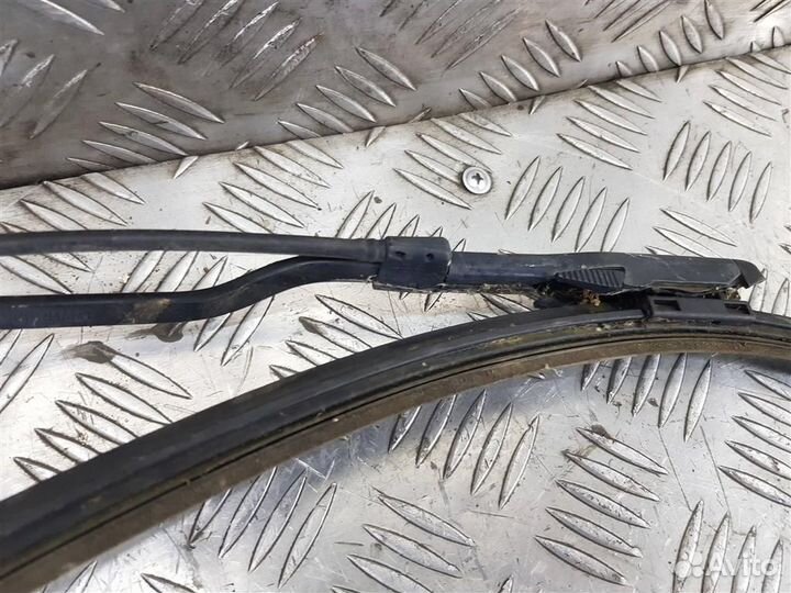 Поводок стеклоочистителя (Дворник) Мерседес Vito