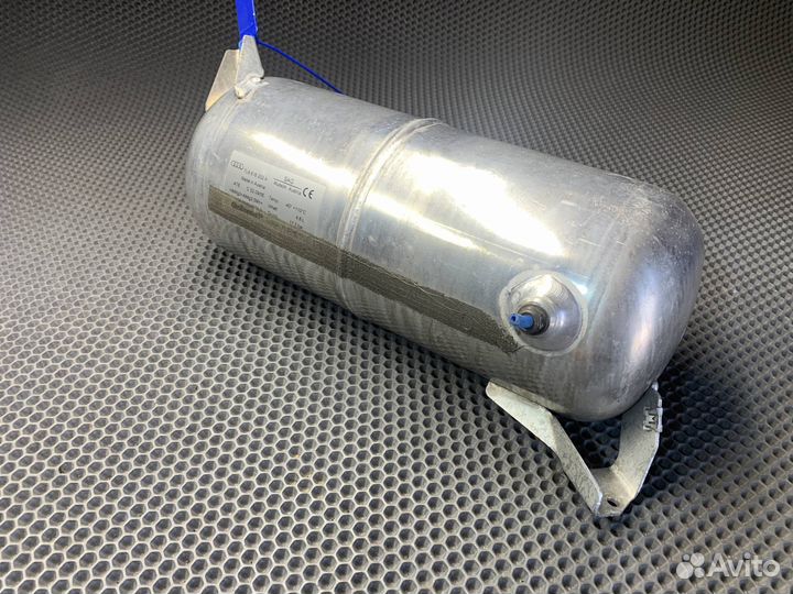 Ресивер пневмоподвески Audi Q7 4L 2008 7L8616202A