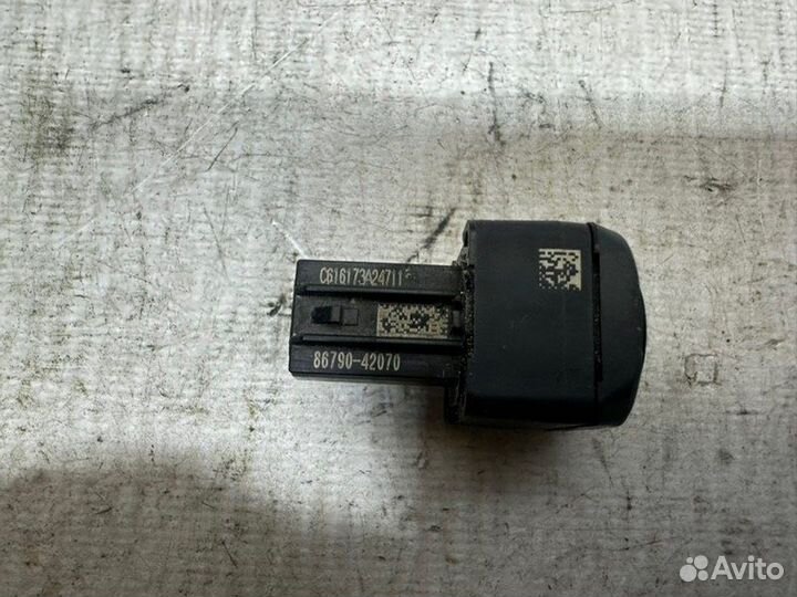 Камера передняя Toyota Rav4 40 2017