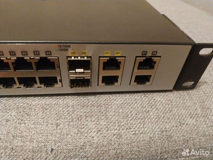 Коммутатор dlink Des 1210-28