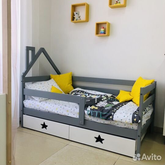 Детская кровать домик