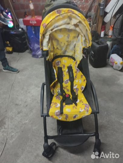 Прогулочная коляска yoya