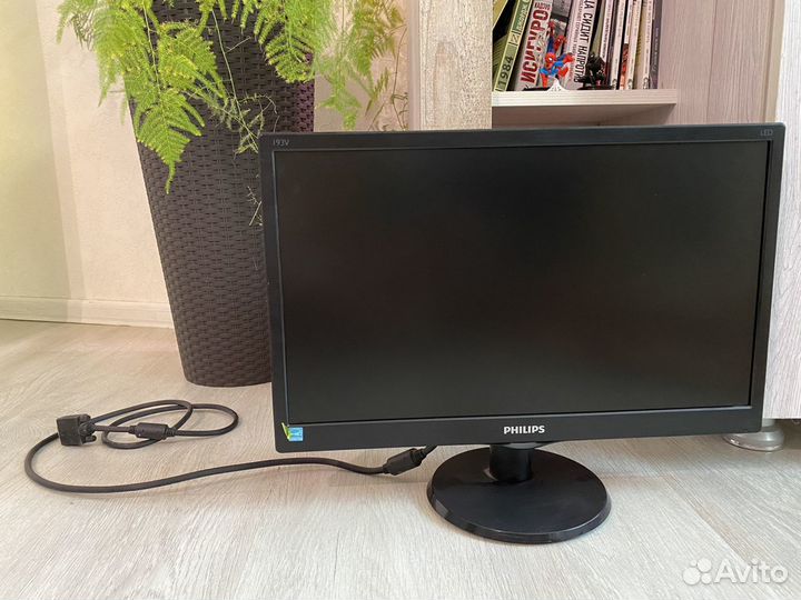 Монитор Philips
