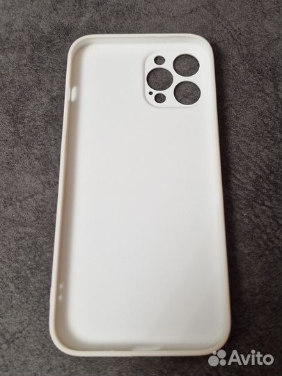 Стеклянный белый чехол на iPhone 12 pro max