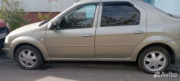 Renault Logan 1.6 МТ, 2010, 252 171 км