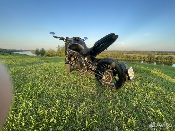 Kawasaki ex650f (ER-6N)