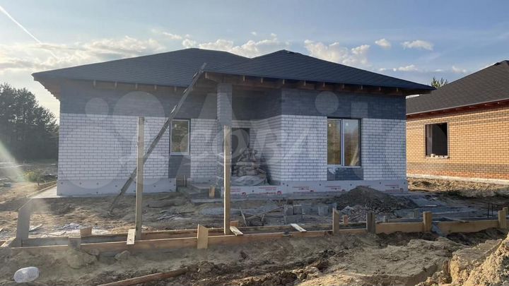 Коттедж 100 м² на участке 5 сот.