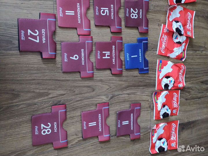 Футболки на бутылки сувенирные кока кола