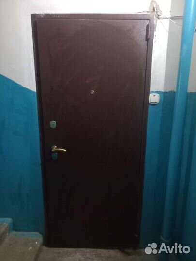 Дверь входная металлическая