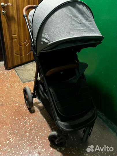 Прогулочная коляска KariKids