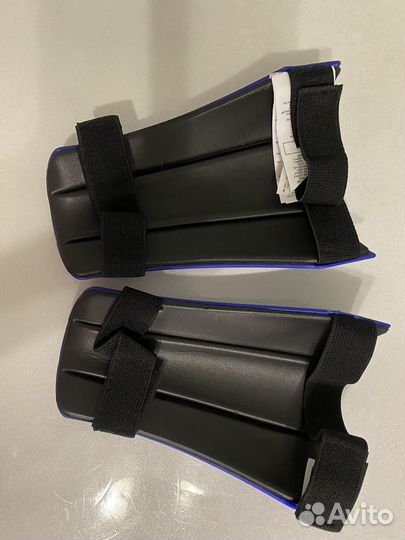 Щитки футбольные adidas m