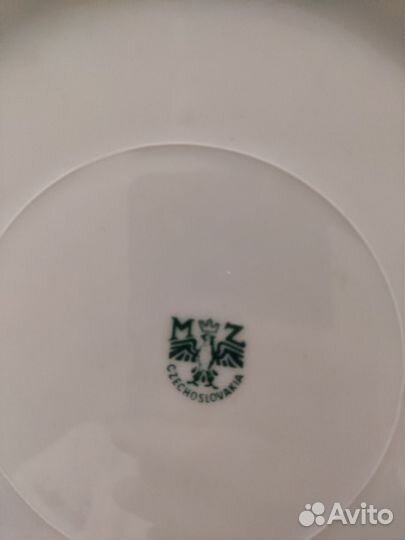 Тарелка диаметр 27см две штуки