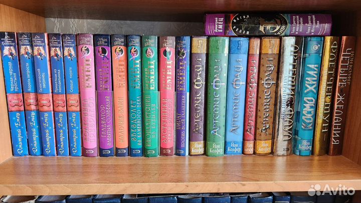 Книги для детей и подростков