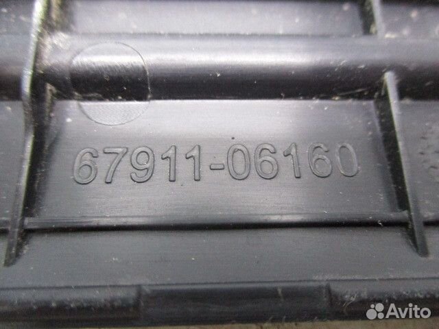 Накладка порога передняя правая Toyota Camry XV50/XV55