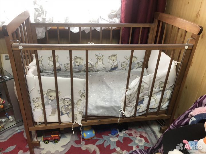 Детская кроватка