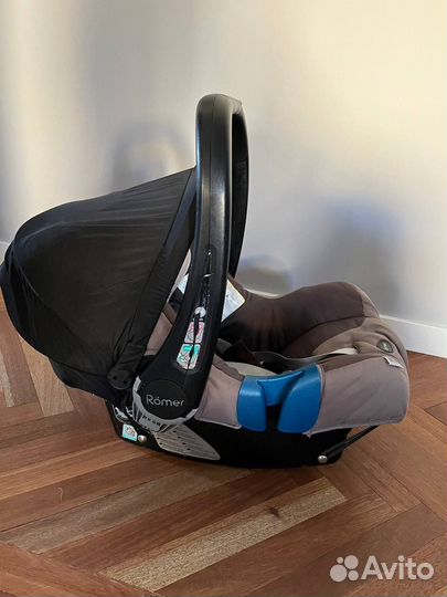 Автокресло britax romer baby safe plus II 0+