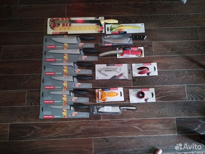 Нож Tescoma Azza 18см,торта, арбуза