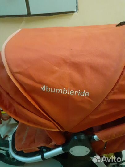 Коляска для двойняшек Bumbleride +люльки