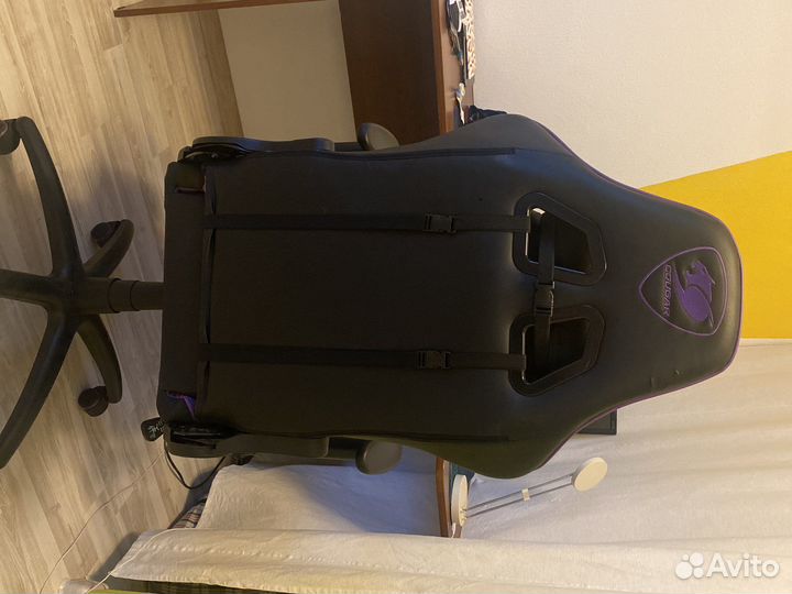 Компьютерное кресло cougar